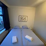 Kleinschalig Hostel In Deventer, Centrum Stad, Aan De Ijssel,